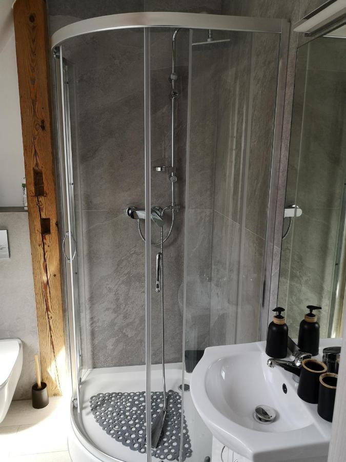 미엥지즈드로예 Apartament Attic 아파트 외부 사진